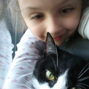 Meet your Posher, April